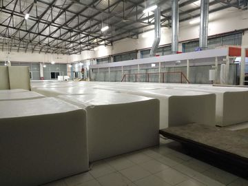 Tự động phun áp lực thấp Máy tạo bọt cho Polyurethane Sofa và nệm Foam